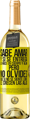 29,95 € Envío gratis | Vino Blanco Edición WHITE Sabe amar, y si se entrega, lo hace en cuerpo y alma. Pero, no olvides, que si no se siente libre, le crecen las alas Etiqueta Amarilla. Etiqueta personalizable Vino joven Cosecha 2025 Verdejo