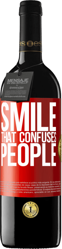 39,95 € Free Shipping | Red Wine RED Edition MBE Reserve Smile, that confuses people Red Label. Customizable label Reserve 12 Months Harvest 2015 Tempranillo