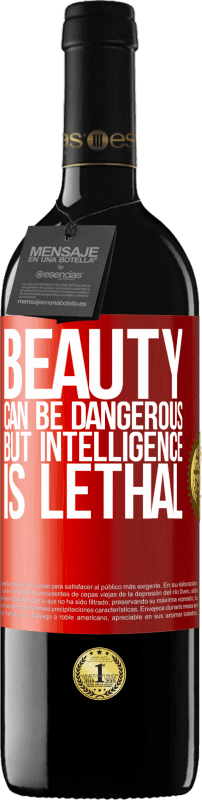 39,95 € 免费送货 | 红酒 RED版 MBE 预订 美丽可能是危险的，但智力却是致命的 红色标签. 可自定义的标签 预订 12 个月 收成 2014 Tempranillo