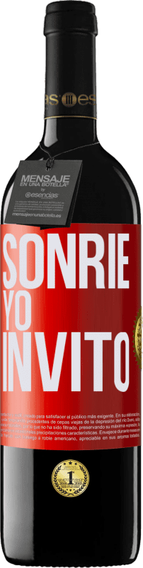 39,95 € Envío gratis | Vino Tinto Edición RED MBE Reserva Sonríe, yo invito Etiqueta Roja. Etiqueta personalizable Reserva 12 Meses Cosecha 2014 Tempranillo