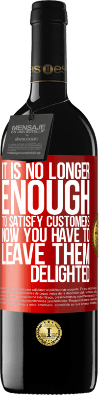 39,95 € 免费送货 | 红酒 RED版 MBE 预订 它已不足以满足客户需求。现在你必须让他们高兴 红色标签. 可自定义的标签 预订 12 个月 收成 2014 Tempranillo