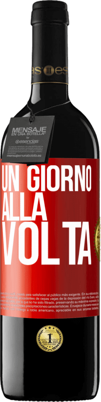 39,95 € Spedizione Gratuita | Vino rosso Edizione RED MBE Riserva Un giorno alla volta Etichetta Rossa. Etichetta personalizzabile Riserva 12 Mesi Raccogliere 2015 Tempranillo