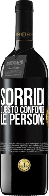 39,95 € Spedizione Gratuita | Vino rosso Edizione RED MBE Riserva Sorridi, questo confonde le persone Etichetta Nera. Etichetta personalizzabile Riserva 12 Mesi Raccogliere 2015 Tempranillo