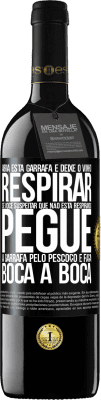 39,95 € Envio grátis | Vinho tinto Edição RED MBE Reserva Abra esta garrafa e deixe o vinho respirar. Se você suspeitar que não está respirando, pegue a garrafa pelo pescoço e faça Etiqueta Preta. Etiqueta personalizável Reserva 12 Meses Colheita 2014 Tempranillo