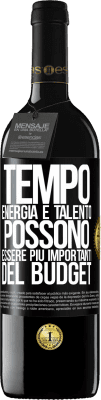 39,95 € Spedizione Gratuita | Vino rosso Edizione RED MBE Riserva Tempo, energia e talento possono essere più importanti del budget Etichetta Nera. Etichetta personalizzabile Riserva 12 Mesi Raccogliere 2014 Tempranillo