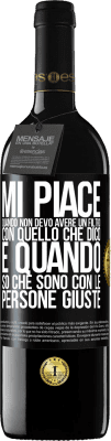 39,95 € Spedizione Gratuita | Vino rosso Edizione RED MBE Riserva Mi piace quando non devo avere un filtro con quello che dico. È quando so che sono con le persone giuste Etichetta Nera. Etichetta personalizzabile Riserva 12 Mesi Raccogliere 2016 Tempranillo
