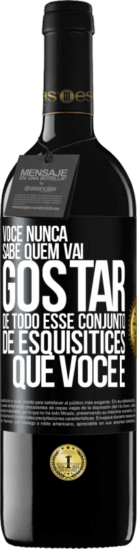 39,95 € Envio grátis | Vinho tinto Edição RED MBE Reserva Você nunca sabe quem vai gostar de todo esse conjunto de esquisitices que você é Etiqueta Preta. Etiqueta personalizável Reserva 12 Meses Colheita 2015 Tempranillo