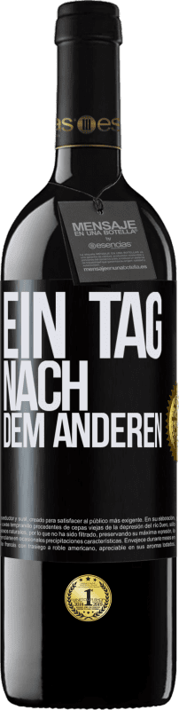 39,95 € Kostenloser Versand | Rotwein RED Ausgabe MBE Reserve Ein Tag nach dem anderen Schwarzes Etikett. Anpassbares Etikett Reserve 12 Monate Ernte 2015 Tempranillo