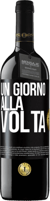 39,95 € Spedizione Gratuita | Vino rosso Edizione RED MBE Riserva Un giorno alla volta Etichetta Nera. Etichetta personalizzabile Riserva 12 Mesi Raccogliere 2016 Tempranillo