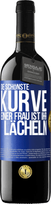 39,95 € Kostenloser Versand | Rotwein RED Ausgabe MBE Reserve Die schönste Kurve einer Frau ist ihr Lächeln Blaue Markierung. Anpassbares Etikett Reserve 12 Monate Ernte 2014 Tempranillo