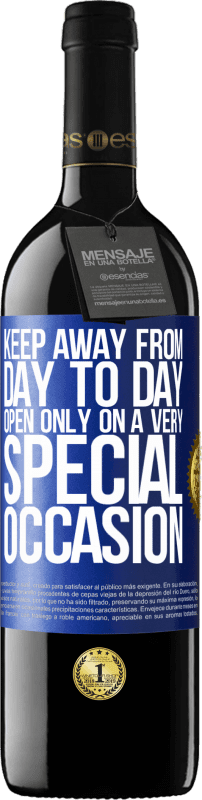 39,95 € Free Shipping | Red Wine RED Edition MBE Reserve Keep away from day to day. Open only on a very special occasion Blue Label. Customizable label Reserve 12 Months Harvest 2015 Tempranillo