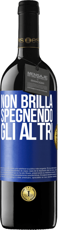 39,95 € Spedizione Gratuita | Vino rosso Edizione RED MBE Riserva Non brilla spegnendo gli altri Etichetta Blu. Etichetta personalizzabile Riserva 12 Mesi Raccogliere 2015 Tempranillo