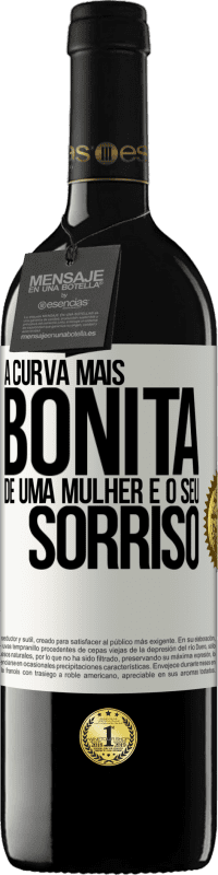 39,95 € Envio grátis | Vinho tinto Edição RED MBE Reserva A curva mais bonita de uma mulher é o seu sorriso Etiqueta Branca. Etiqueta personalizável Reserva 12 Meses Colheita 2015 Tempranillo