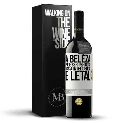 «A beleza pode ser perigosa, mas a inteligência é letal» Edição RED MBE Reserva