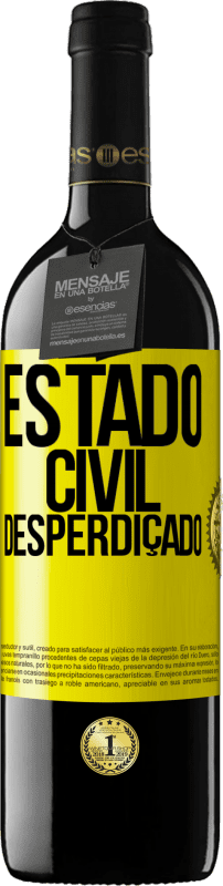 39,95 € Envio grátis | Vinho tinto Edição RED MBE Reserva Estado civil: desperdiçado Etiqueta Amarela. Etiqueta personalizável Reserva 12 Meses Colheita 2016 Tempranillo