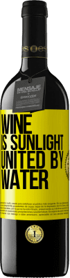 39,95 € Free Shipping | Red Wine RED Edition MBE Reserve Wine is sunlight, united by water Yellow Label. Customizable label Reserve 12 Months Harvest 2015 Tempranillo