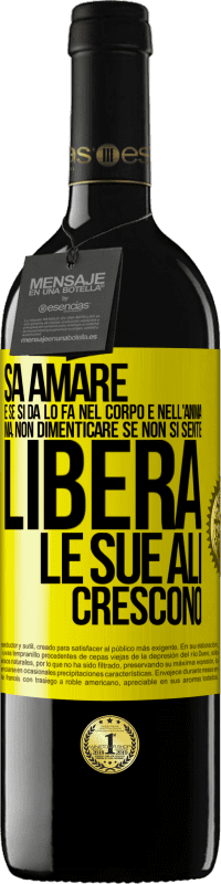 39,95 € Spedizione Gratuita | Vino rosso Edizione RED MBE Riserva Sa amare, e se si dona, lo fa nel corpo e nell'anima. Ma, non dimenticare, se non ti senti libero, le tue ali crescono Etichetta Gialla. Etichetta personalizzabile Riserva 12 Mesi Raccogliere 2015 Tempranillo