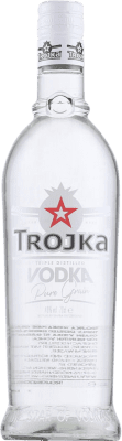 19,95 € Envío gratis | Vodka Trojka Pure — Puro Suiza 70 cl Grain — Grano