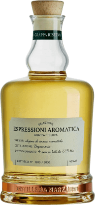 111,95 € Envoi gratuit | Grappa Marzadro Espressioni Aromatica Trocken — Sec Trentin Italie Moscato — Muscat, Chardonnay, Gewürztraminer 70 cl
