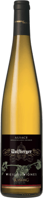 17,95 € Spedizione Gratuita | Vino Bianco Wolfberger Trocken — Secco VV Vieilles Vignes — Vigne Vecchie A.O.C. Alsace Alsazia Francia Riesling 75 cl