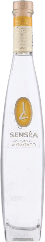 28,95 € Envío gratis | Grappa Fratelli Branca Sensèa Italia Moscato Botella Medium 50 cl