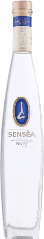 24,95 € Envío gratis | Grappa Fratelli Branca Sensèa Italia Pinot Negro Botella Medium 50 cl