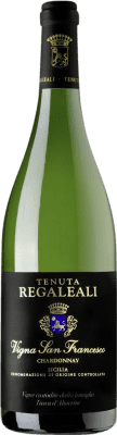 42,95 € Spedizione Gratuita | Vino Bianco Tenuta Regaleali Vigna San Francesco D.O.C. Sicilia Sicilia Italia Chardonnay 75 cl