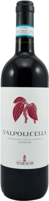 14,95 € Envío gratis | Vino tinto Tedeschi D.O.C. Valpolicella Italia Corvina, Rondinella, Corvinone, Oseleta, Negrara, Dindarella Botella 75 cl