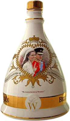216,95 € Kostenloser Versand | Blended Whisky Bell's Royal Wedding Schottland Großbritannien 70 cl