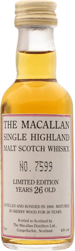 512,95 € 免费送货 | 威士忌单一麦芽威士忌 Macallan 收藏家标本 英国 26 岁 微型瓶 5 cl