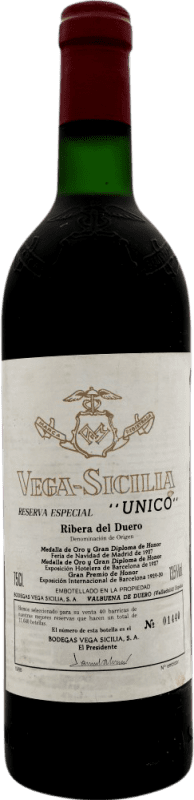 559,95 € Бесплатная доставка | Красное вино Vega Sicilia Especial Резерв 1988 D.O. Ribera del Duero Кастилия-Леон Испания бутылка 75 cl