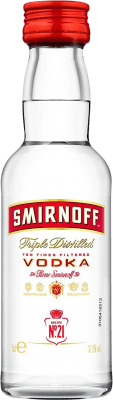 3,95 € Envío gratis | Vodka Smirnoff Rusia Botellín Miniatura 5 cl