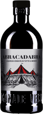 39,95 € Envío gratis | Licores Vecchio Magazzino Abracadabra Liquirizia Venduta in Tutto il Mondo D.O.C. Italia Italia Botella Medium 50 cl