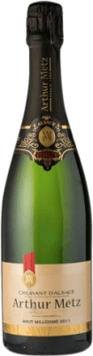 27,95 € Бесплатная доставка | Белое вино Maison Arthur Metz Millésimé брют Резерв A.O.C. Crémant d'Alsace Эльзас Франция бутылка 75 cl