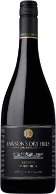 31,95 € 免费送货 | 红酒 Lawson's Dry Hills 预订 I.G. Marlborough 马尔堡 新西兰 Pinot Black 瓶子 75 cl