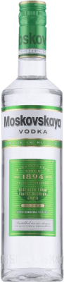 12,95 € 免费送货 | 伏特加 Moskovskaya Premium 俄罗斯联邦 瓶子 Medium 50 cl