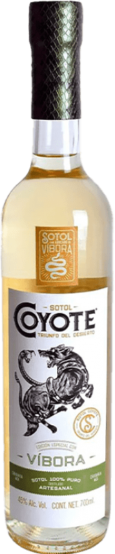 89,95 € Spedizione Gratuita | Liquori Gerardo Ruelas Sotol Coyote Veneno de Víbora Messico Bottiglia 70 cl