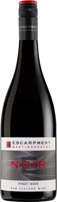 25,95 € 免费送货 | 红酒 Escarpment Noir I.G. Martinborough 马丁 新西兰 Pinot Black 瓶子 75 cl