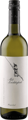 13,95 € Envio grátis | Vinho branco Georg und Katharina Preisinger Mit Leichtigkeit Weiss I.G. Burgenland Burgenland Áustria Chardonnay, Sauvignon Branca, Welschriesling Garrafa 75 cl