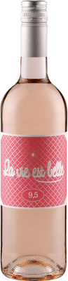 8,95 € 免费送货 | 玫瑰气泡酒 La Vie est Belle Rosé 法国 Nebbiolo, Mourvèdre 瓶子 75 cl