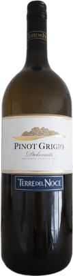 19,95 € Spedizione Gratuita | Vino bianco Mezzacorona D.O.C. Trentino Italia Pinot Grigio Bottiglia Magnum 1,5 L