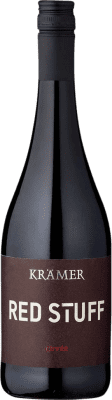 8,95 € Бесплатная доставка | Красное вино Tobias Krämer Red Stuff Cuvée Rotwein сухой Q.b.A. Rheinhessen Rheinhessen Германия Cabernet Sauvignon, Pinot Black, Regent бутылка 75 cl