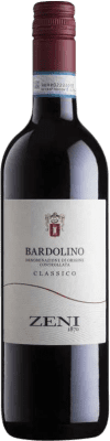 10,95 € Бесплатная доставка | Красное вино Zeni Classico D.O.C. Bardolino Venecia Италия бутылка 75 cl