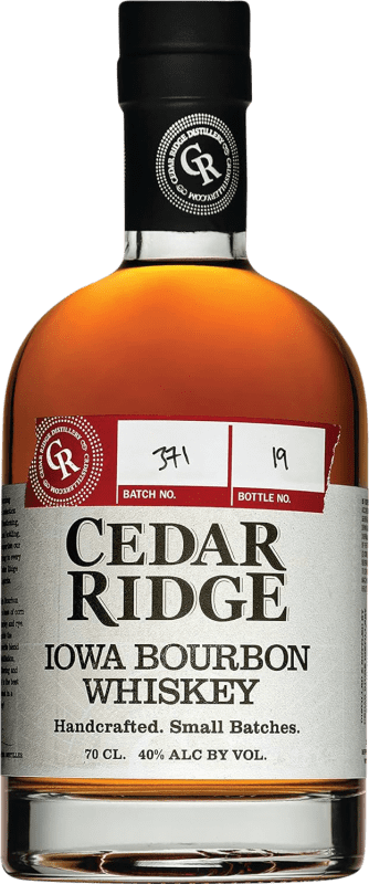 59,95 € Envio grátis | Whisky Bourbon Cedar Ridge Estados Unidos Garrafa 70 cl