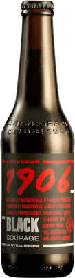59,95 € Envio grátis | Caixa de 24 unidades Cerveja Estrella Galicia 1906 Coupage Black — Edição Preta, Extra, Premium Espanha Garrafinha Terço 33 cl