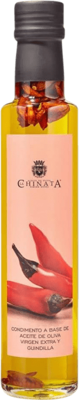 8,95 € Envío gratis | Aceite de Oliva La Chinata Virgen Extra Guindilla España Botellín 25 cl