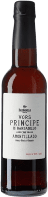 68,95 € Бесплатная доставка | Крепленое вино Barbadillo Amontillado Príncipe VORS D.O. Jerez-Xérès-Sherry Андалусия Испания Palomino Fino Половина бутылки 37 cl