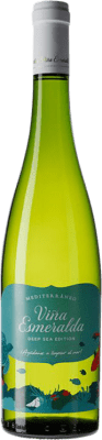 13,95 € Бесплатная доставка | Белое вино Familia Torres Viña Esmeralda Каталония Испания бутылка 75 cl
