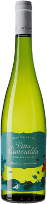 14,95 € Envio grátis | Vinho branco Familia Torres Viña Esmeralda Catalunha Espanha Garrafa 75 cl