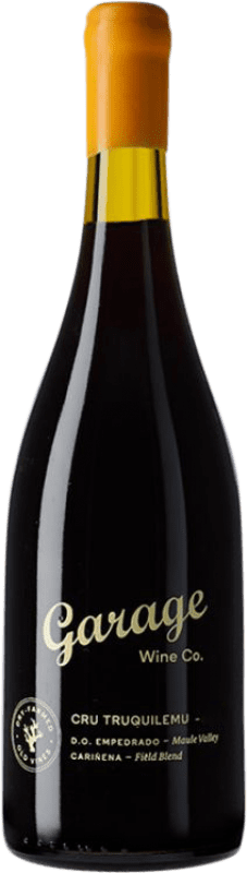 129,95 € Envío gratis | Vino tinto Garage Wine Cru Truquilemu I.G. Valle del Maule Valle del Maule Chile Cariñena Botella 75 cl